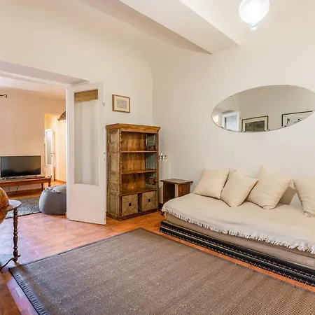 Guesthost - Mercato Di Sant'ambrogio Cozy *