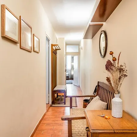 Mercato Di Sant'ambrogio Cozy Appartamento